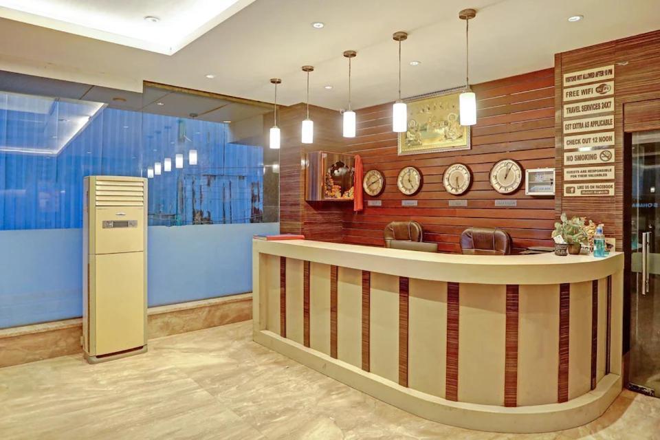 Hotel Superb 5 Mins Walk From New Delhi Station Esterno foto