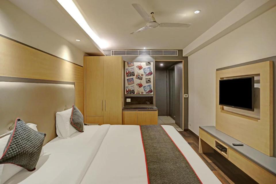 Hotel Superb 5 Mins Walk From New Delhi Station Esterno foto