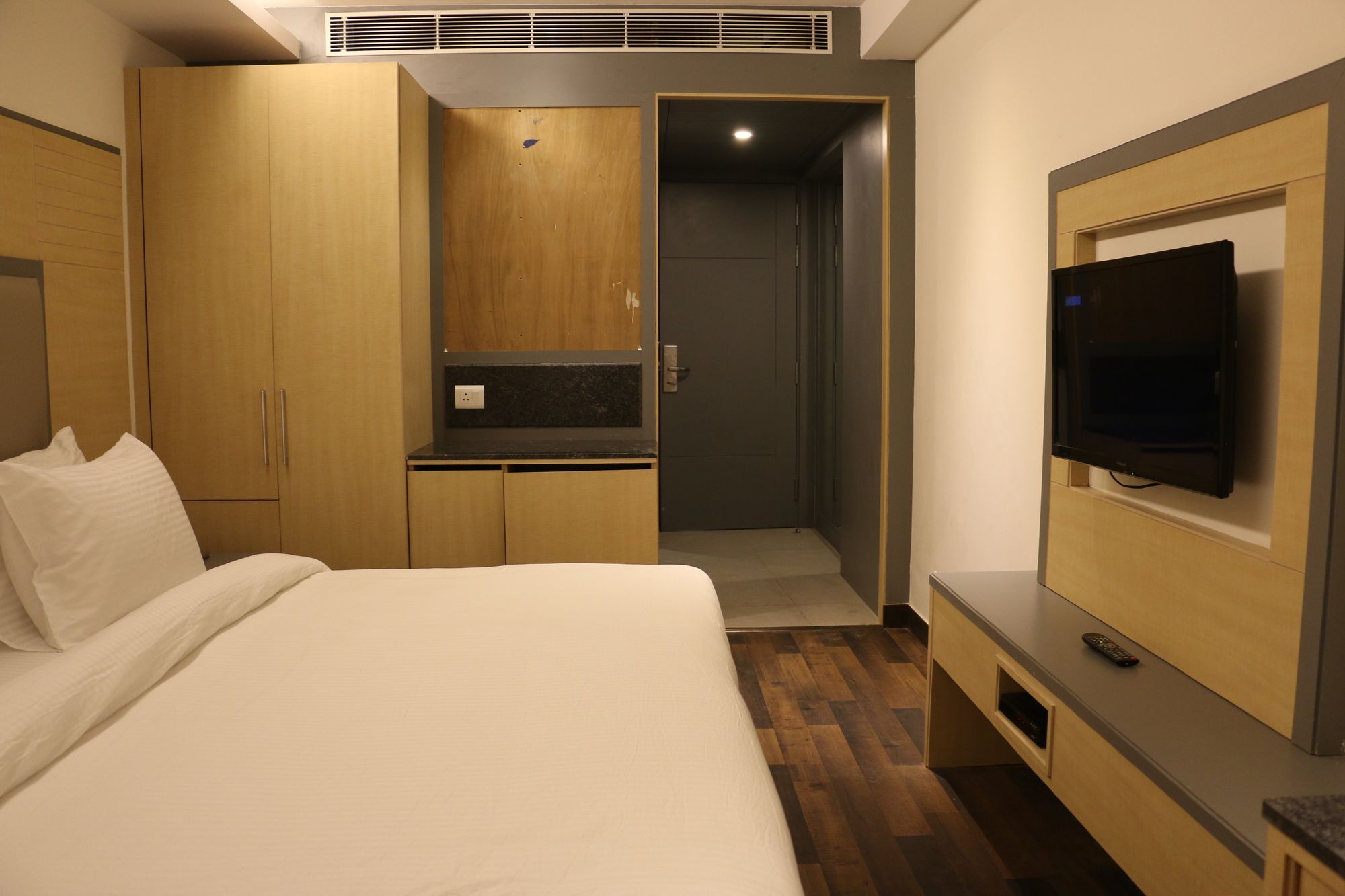 Hotel Superb 5 Mins Walk From New Delhi Station Esterno foto